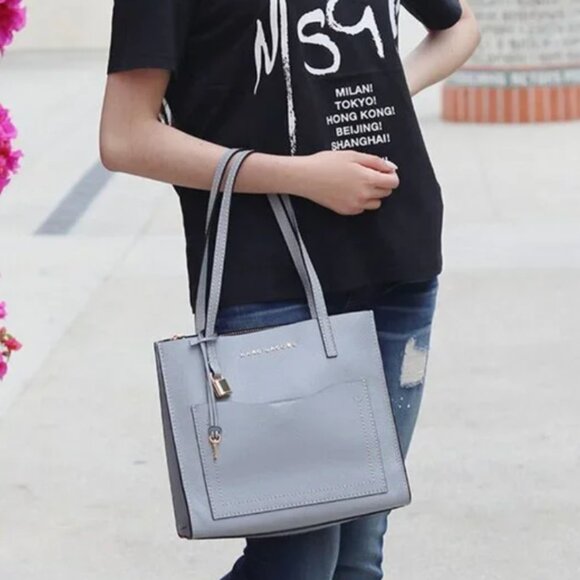 NWT MARC JACOBS The Medium Grind Pocket Tote Bag  (#246) - Picture 10 of 10